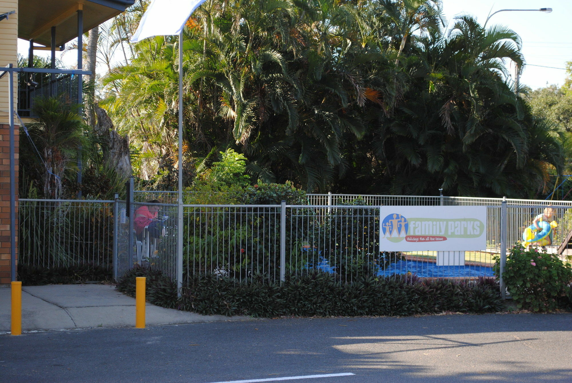 Riverside Tourist Park Rockhampton Exterior foto